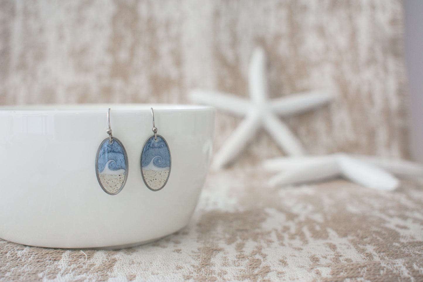 Oval Wave Dangles in Silver