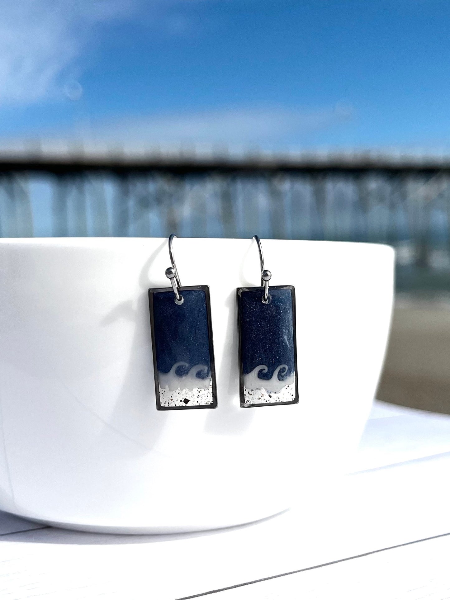 Rectangle Wave Dangle in Silver