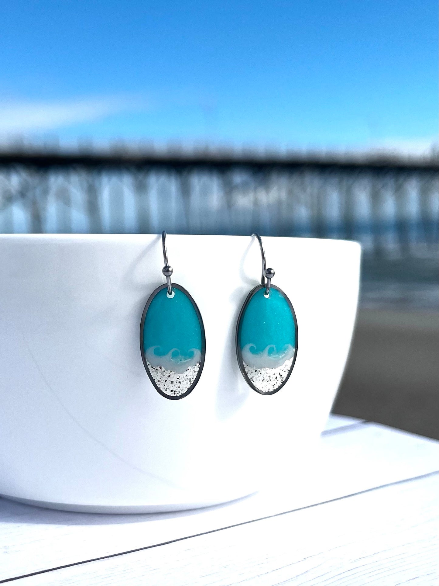 Oval Wave Dangles in Silver