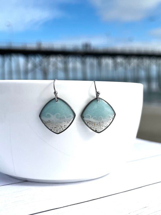 Square Wave Dangle in Silver