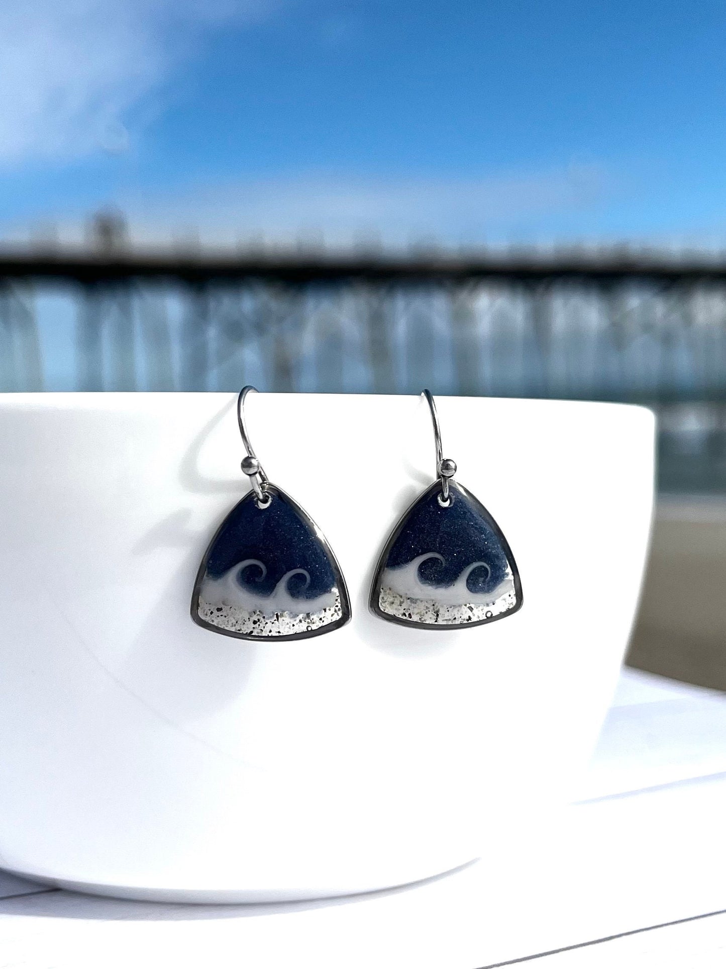 Triangle Wave Dangle in Silver
