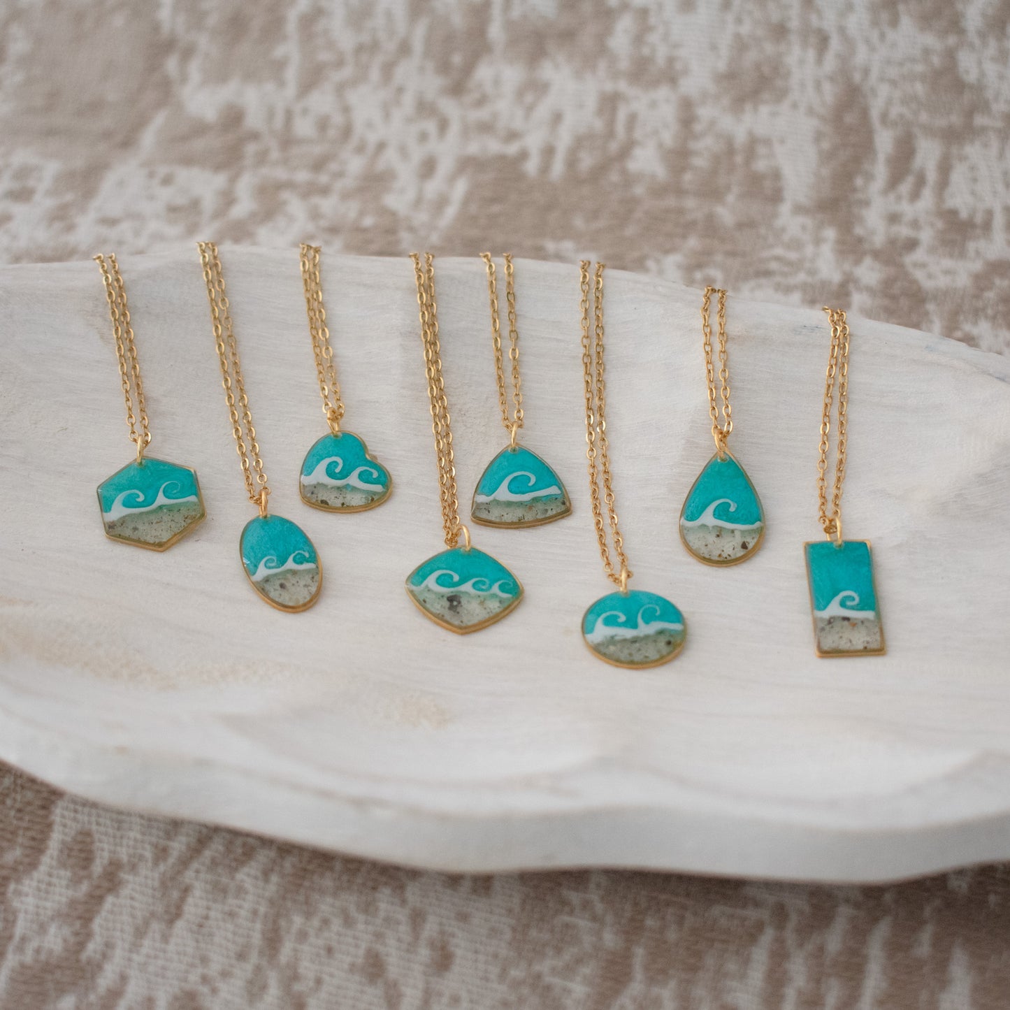 Wave Necklace in Gold