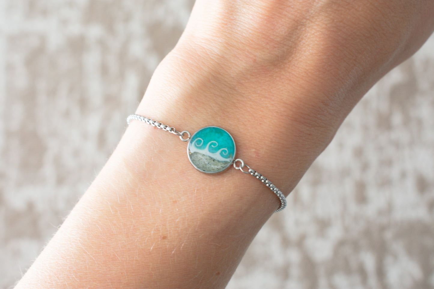 Wave Bracelet in Silver