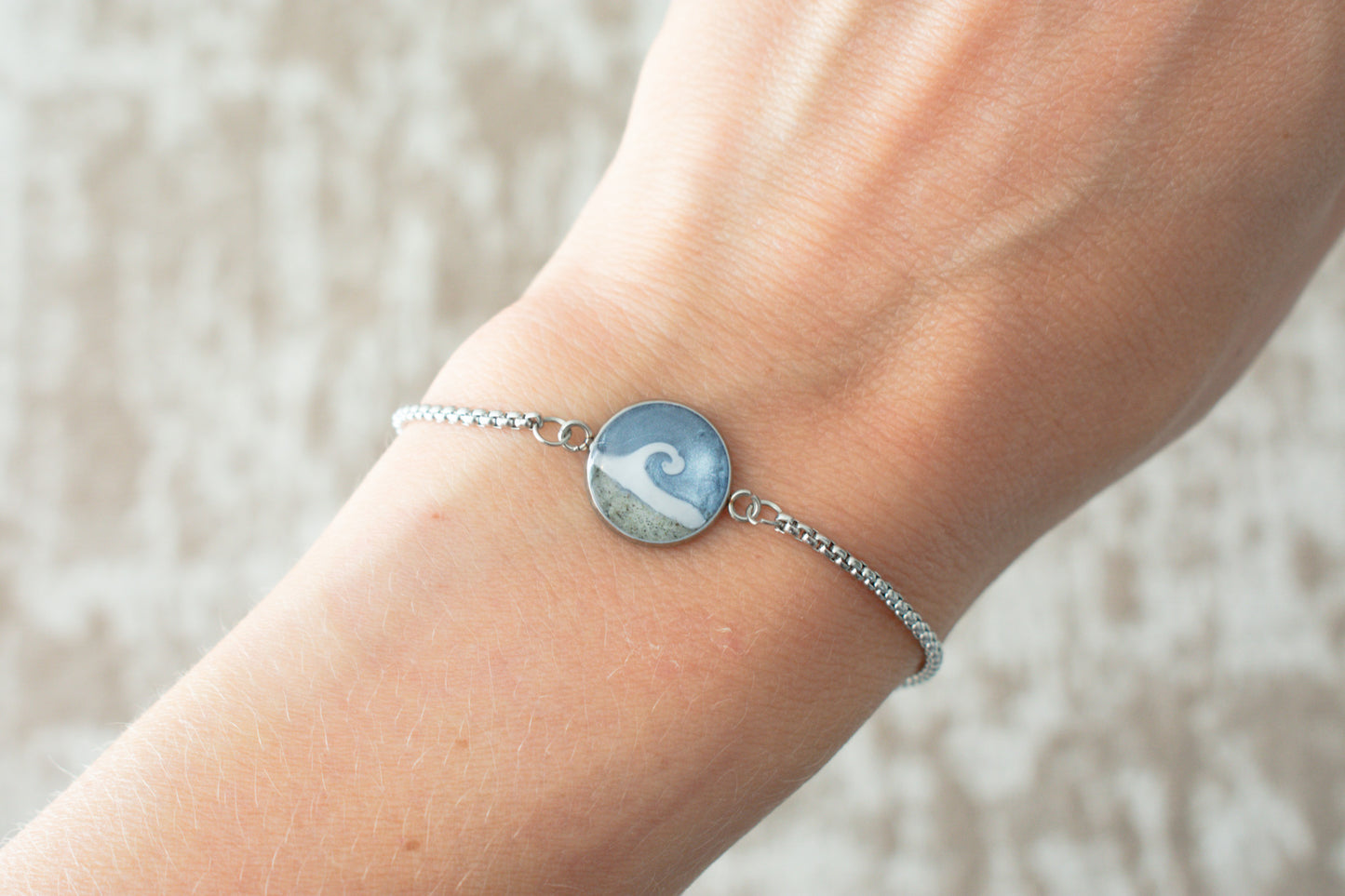 Wave Bracelet in Silver