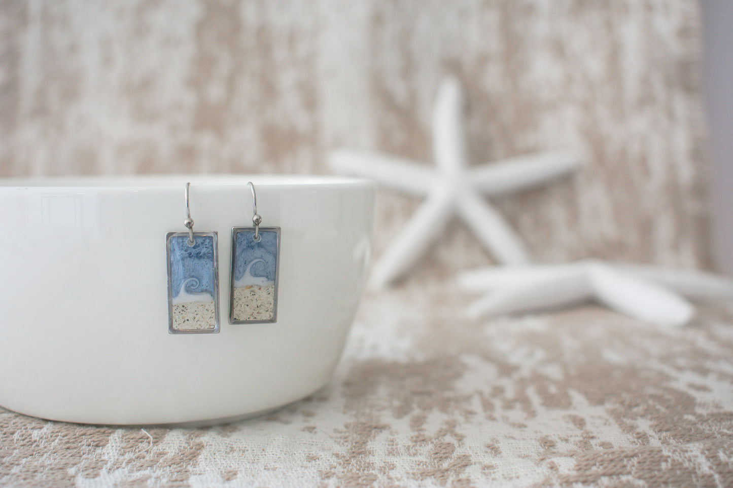 Rectangle Wave Dangle in Silver