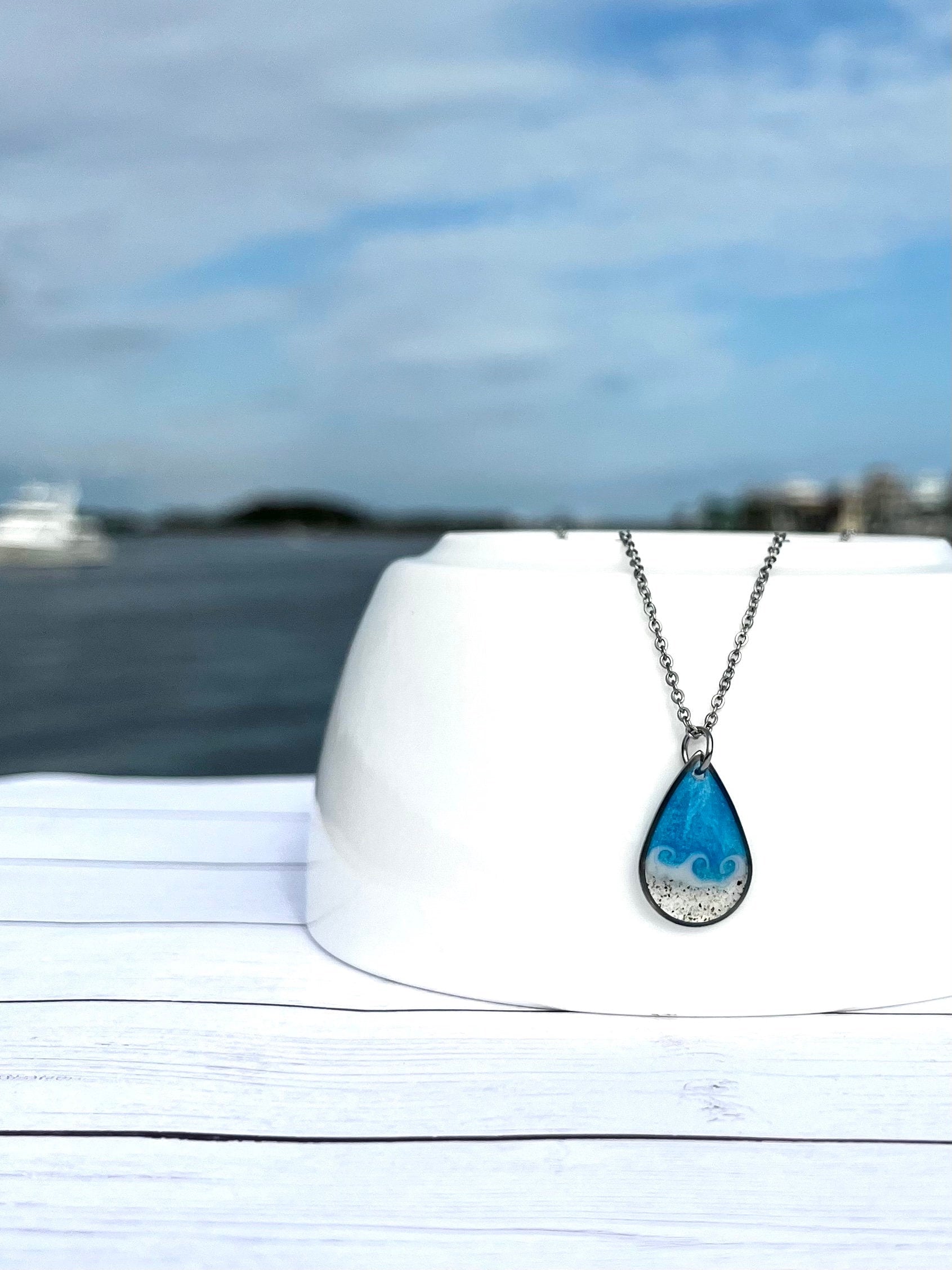 Prism Blue Teardrop Wave Neckalce