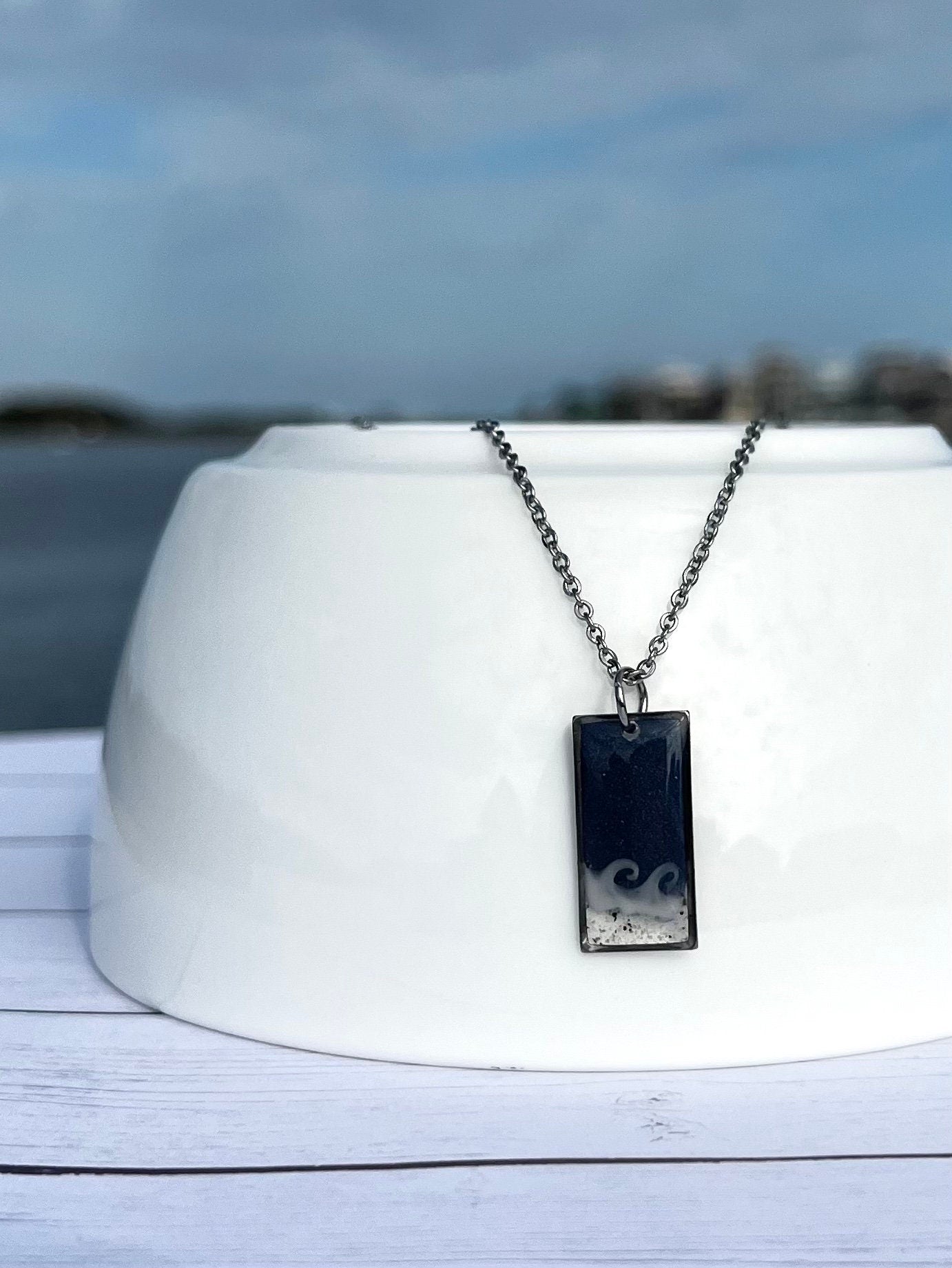 Navy Rectangle Wave Necklace